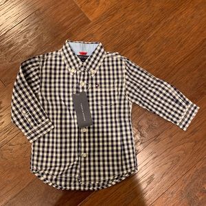 Tommy Hilfiger long sleeve button down shirt!